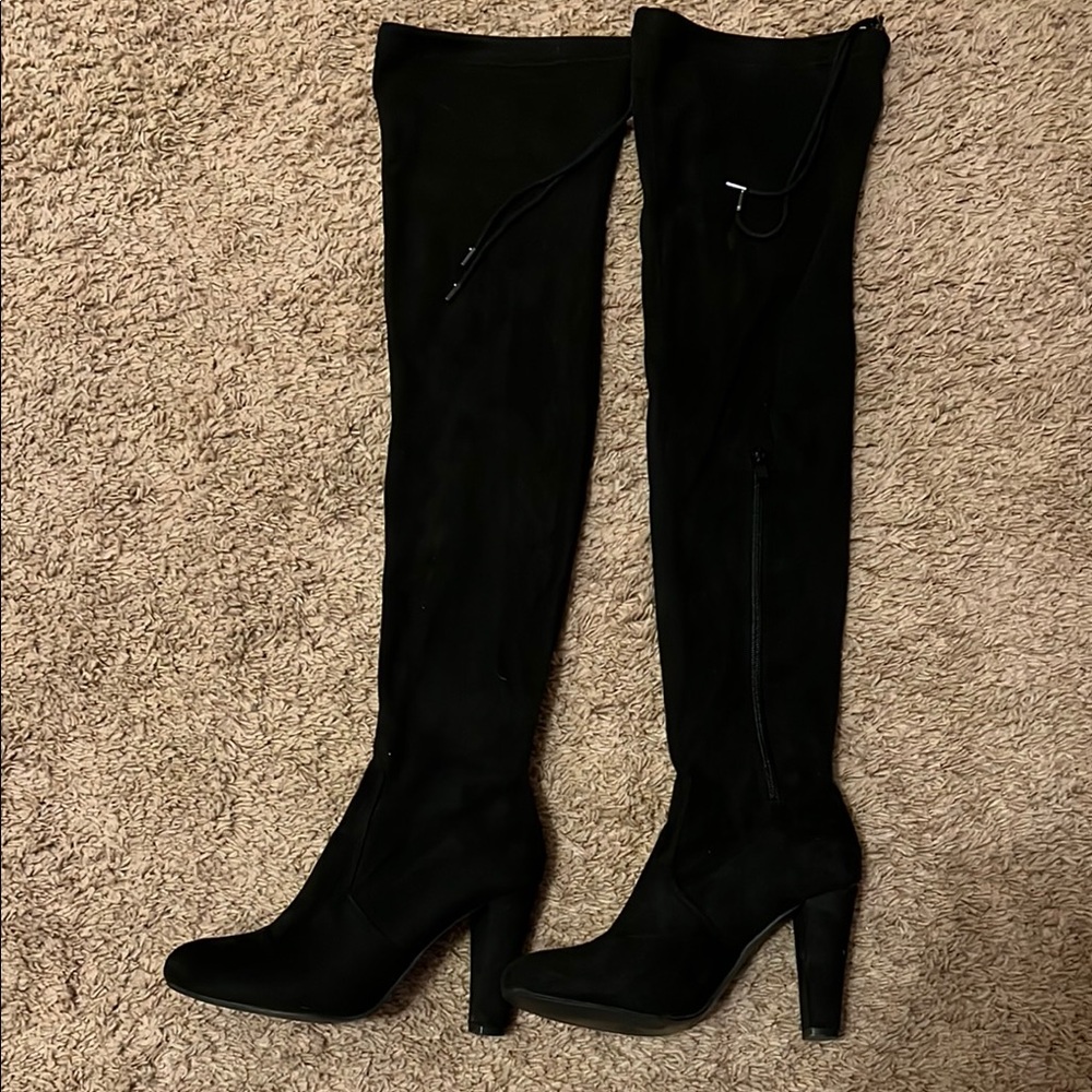 Elegant Black Over-the-Knee Boots for Women